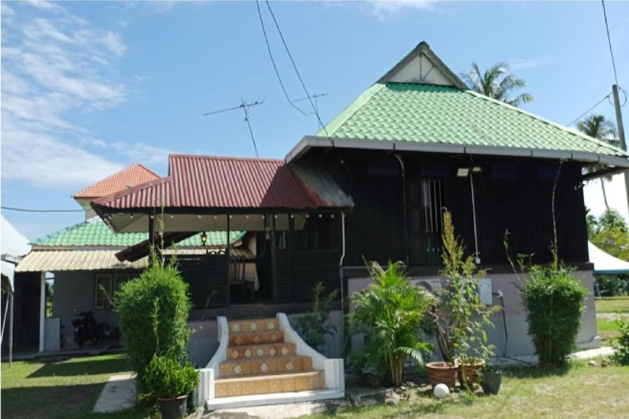 OYO Home 90495 Homestay Kampung Kota Aur Sungai Petani Bagian luar foto