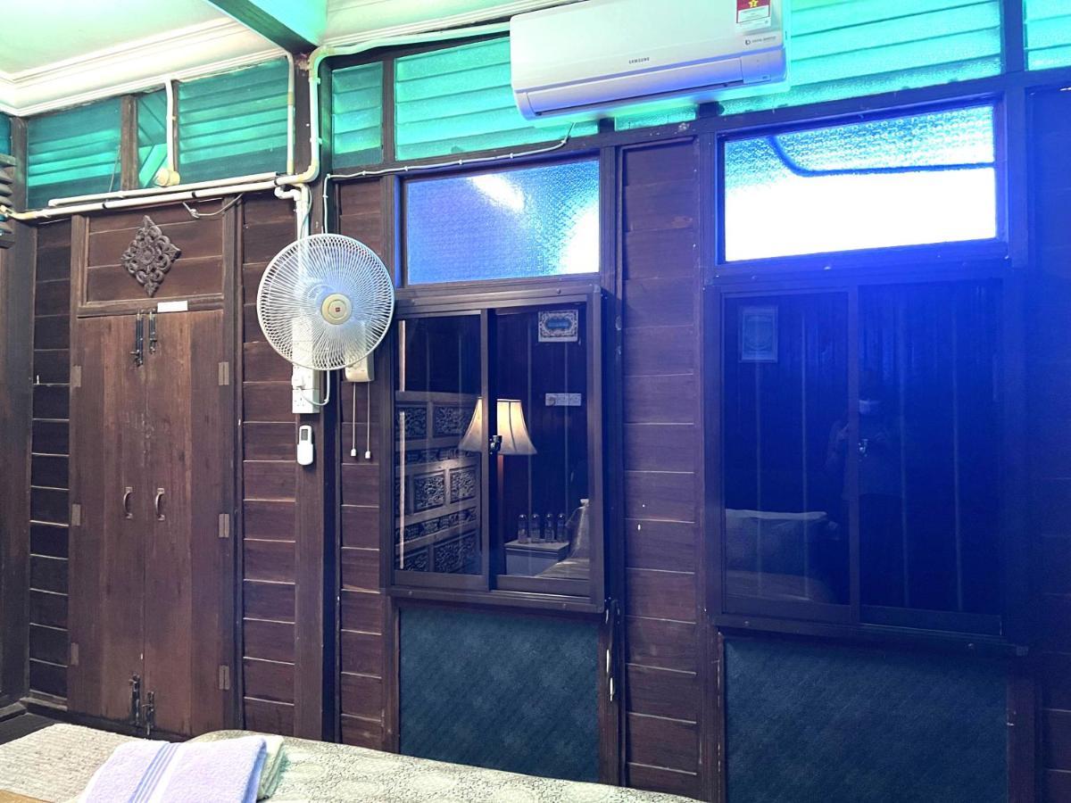 OYO Home 90495 Homestay Kampung Kota Aur Sungai Petani Bagian luar foto